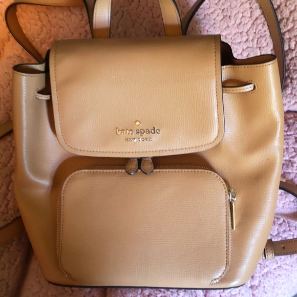 Kate Spade medium sized backpack - Picture 1 of 2
